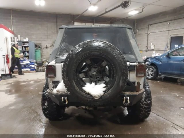 Jeep Wrangler UNLIMITED SAHARA, снимка 11 - Автомобили и джипове - 49395965