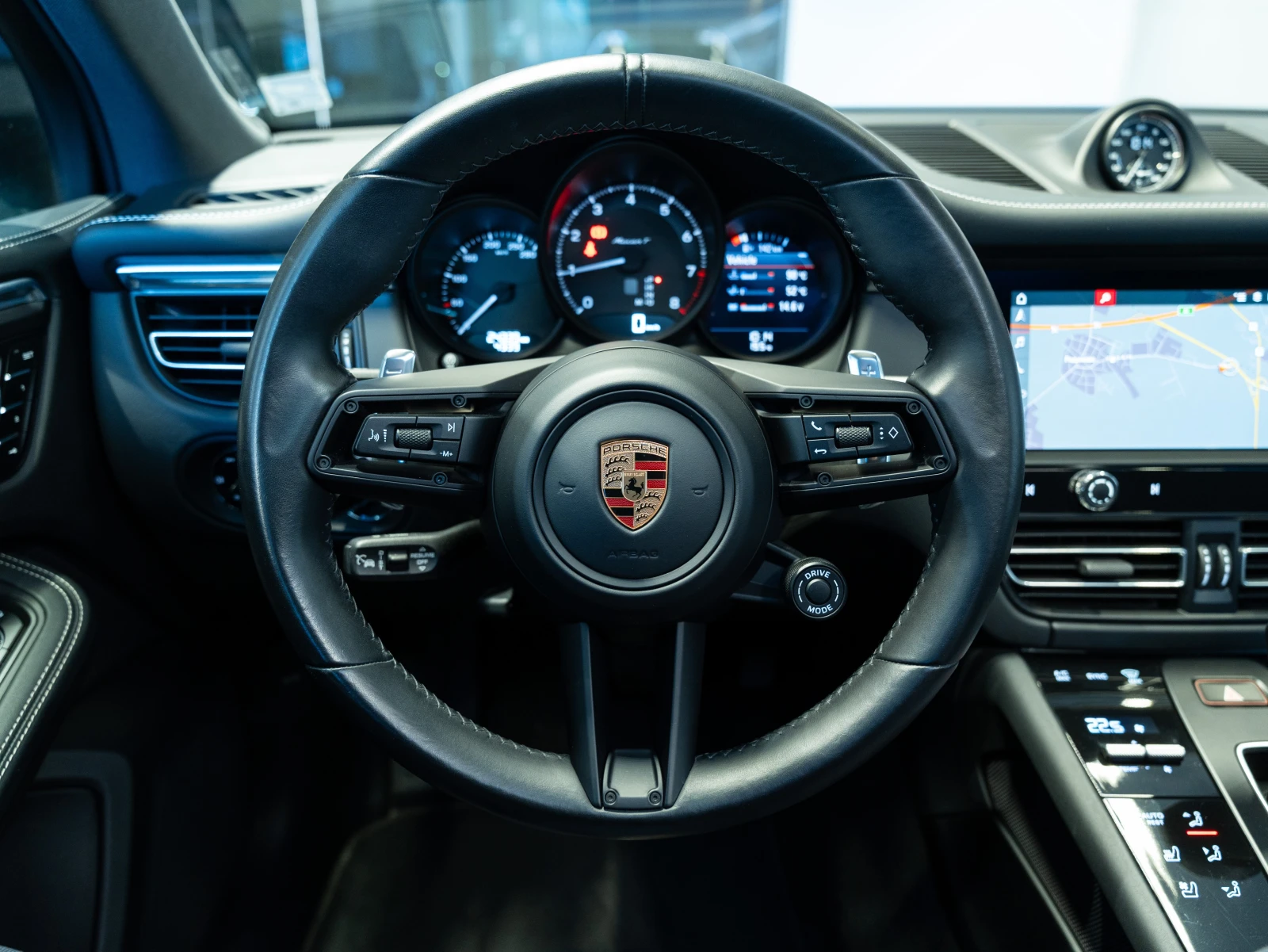 Porsche Macan T - изображение 10