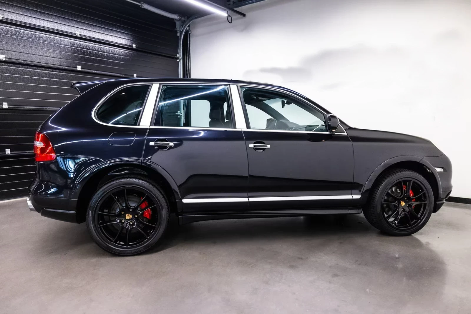 Porsche Cayenne Turbo - изображение 2