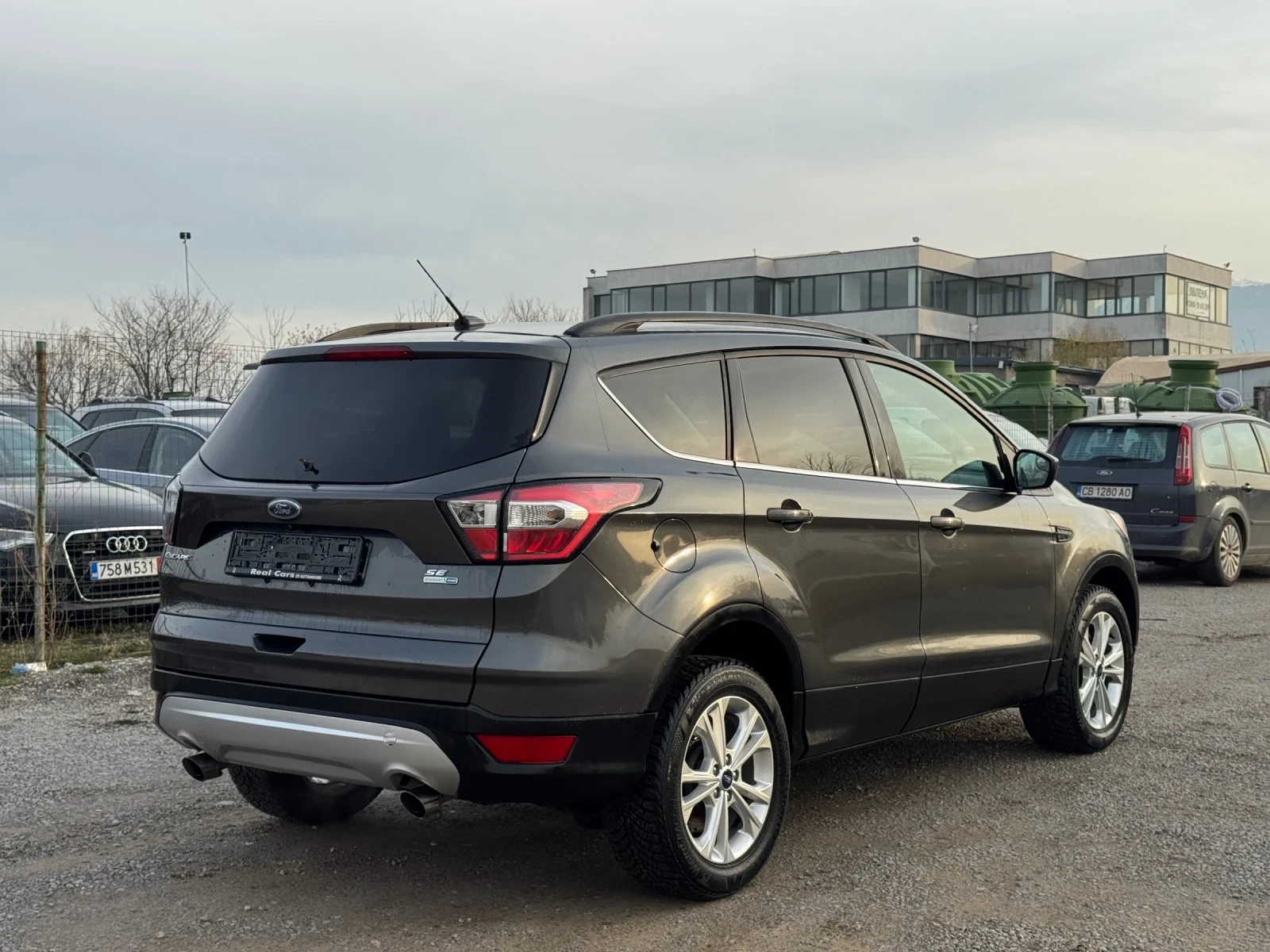 Ford Kuga 1.5 TURBO* ESCAPE* SE* 4WD* CAMERA* РЕГИСТРИРАН - изображение 4