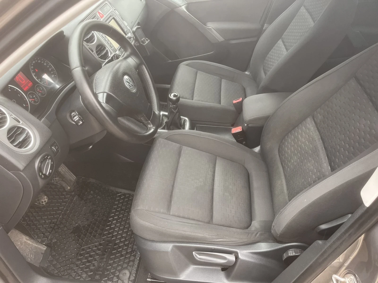 VW Tiguan 2.0TDI 4x4 Navi | Mobile.bg � ����������� 12