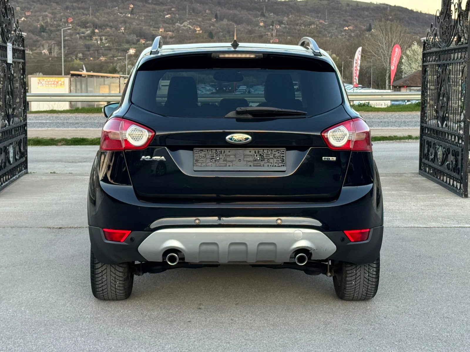 Ford Kuga 2.0TDCI ИТАЛИЯ, снимка 14 - Автомобили и джипове - 54443396