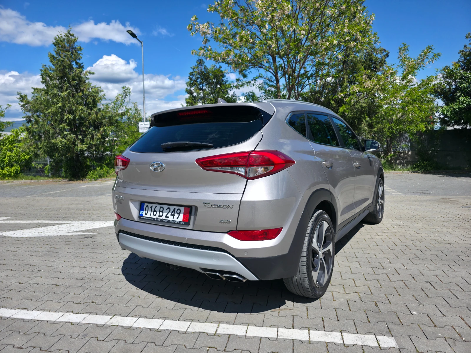 Hyundai Tucson 2.0crdi 185ps 4Wd automatik, снимка 4 - Автомобили и джипове - 54595735