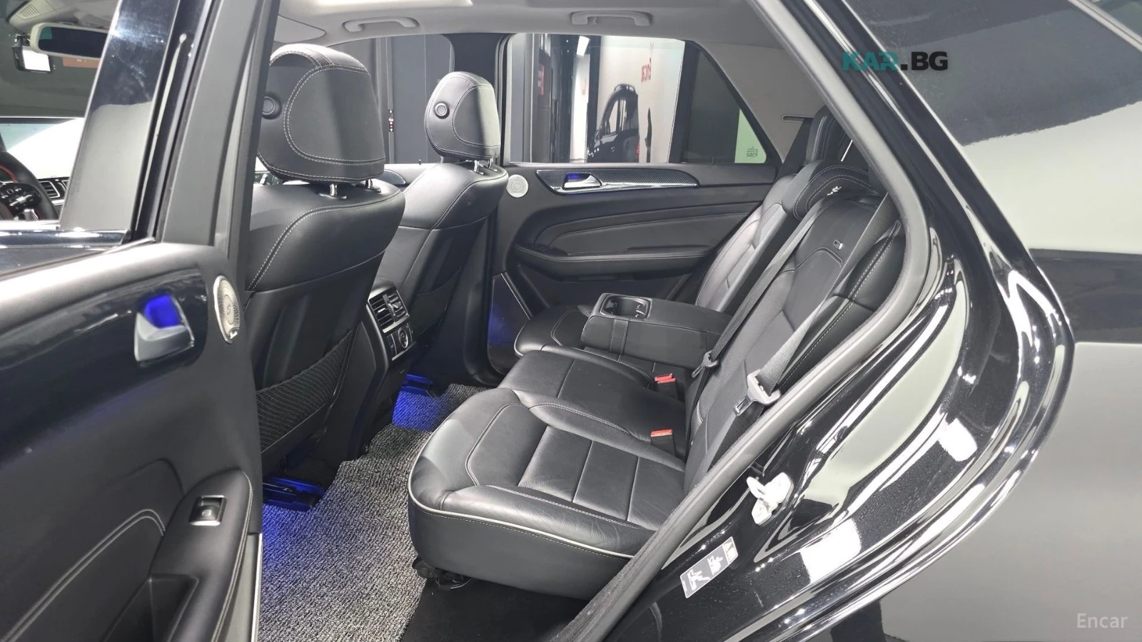 Mercedes-Benz ML 250 AMG/4MATIC/FULL CUSTOM/CARBON/, снимка 14 - Автомобили и джипове - 54762777