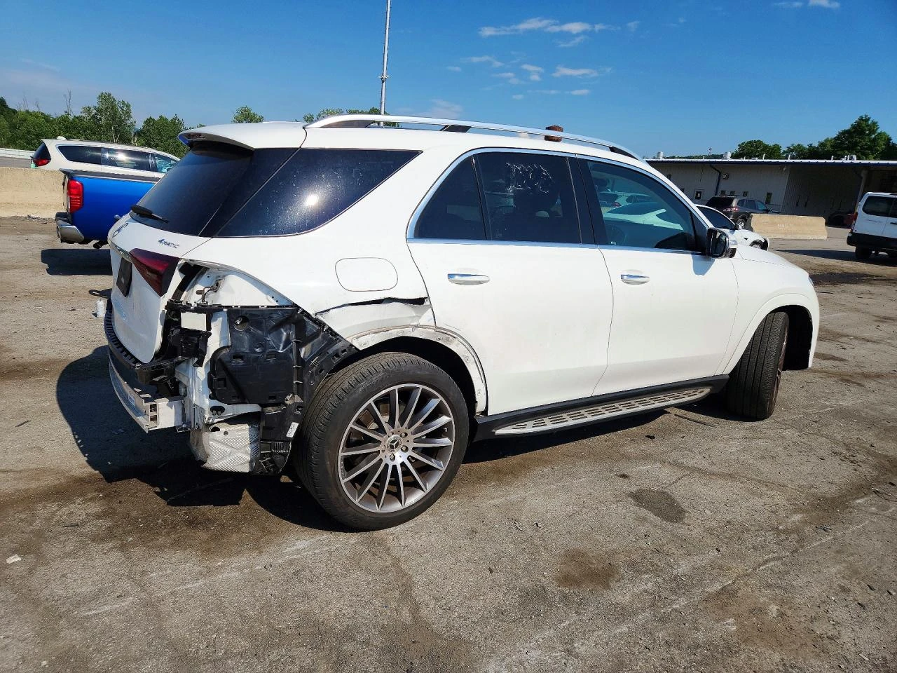 Mercedes-Benz GLE 350 2.0l 4Matic, снимка 3 - Автомобили и джипове - 55093819