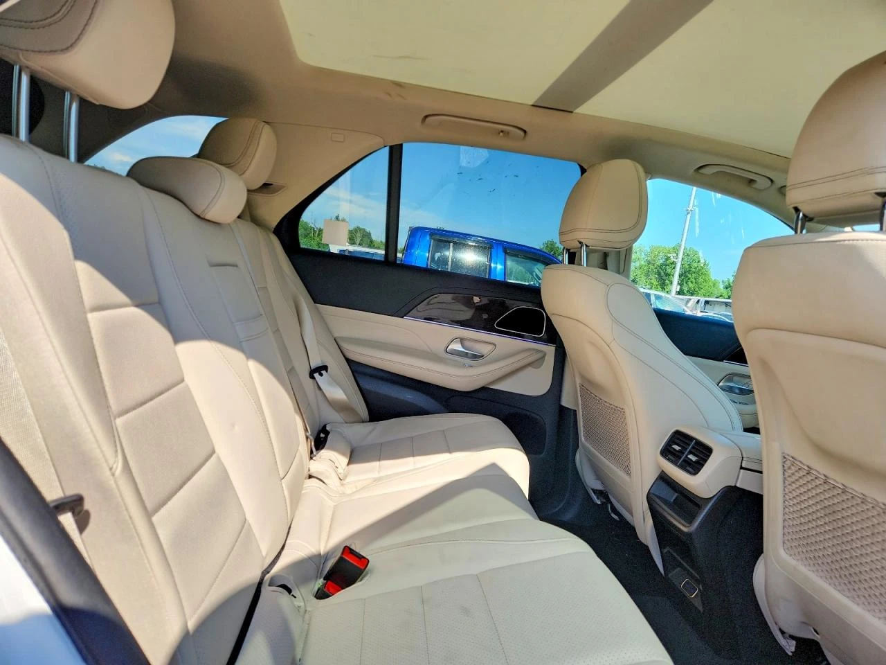 Mercedes-Benz GLE 350 2.0l 4Matic, снимка 11 - Автомобили и джипове - 55093819