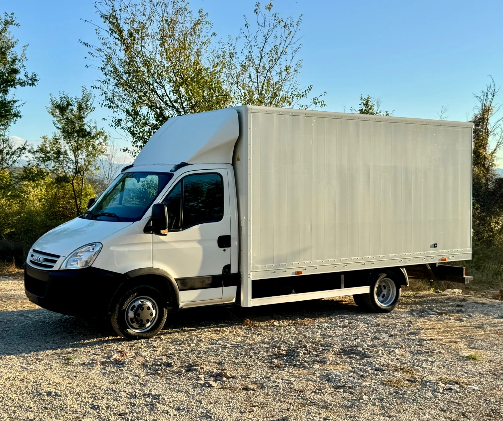 Iveco 50с18 40C18   3.0 / 180 к.с. / 4.60 ФУРГОН / ДО 3.5 ТОНА, снимка 2 - Бусове и автобуси - 56205027