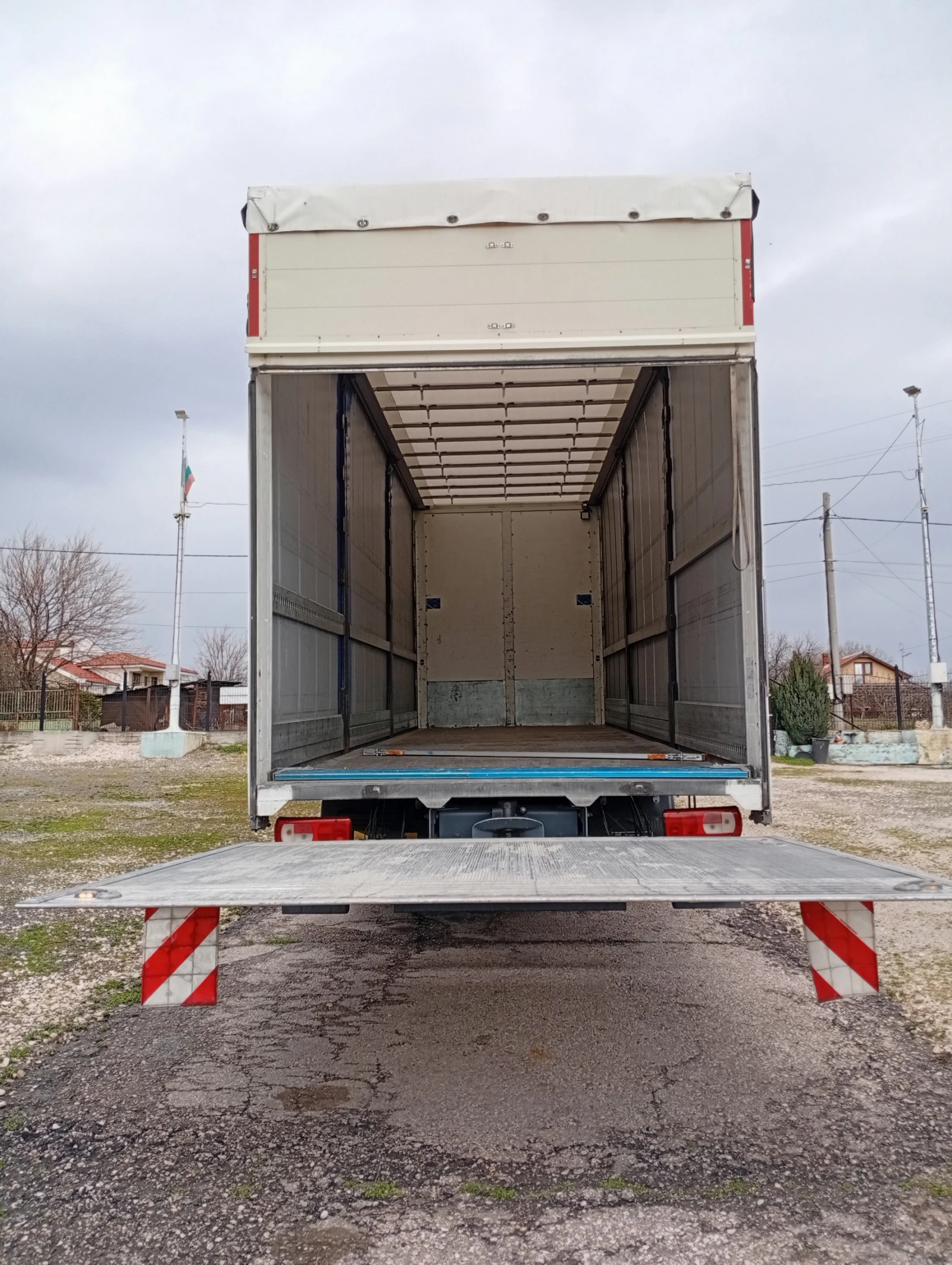 Daf CF Euro 6 , Д-8.15m., В-3m, падащ борд, снимка 10 - Камиони - 53923285