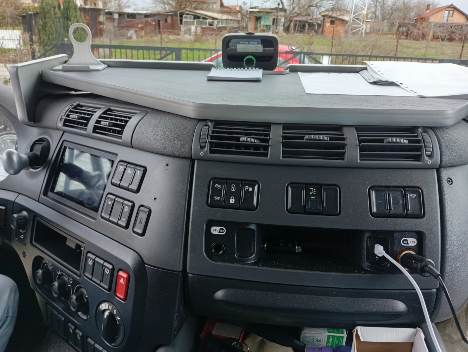 Daf CF Euro 6 , Д-8.15m., В-3m, падащ борд, снимка 16 - Камиони - 53923285