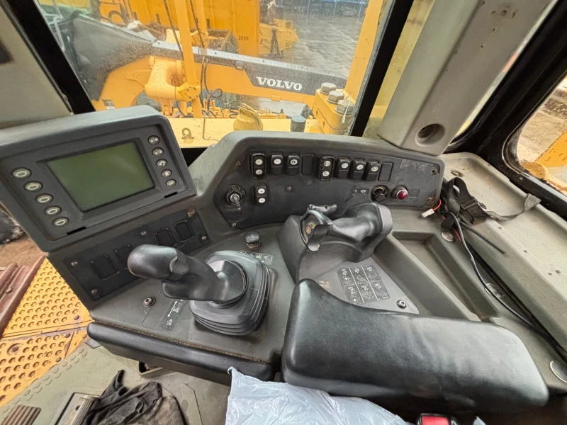 Булдозер Cat CAT D8T, снимка 11 - Индустриална техника - 47880589