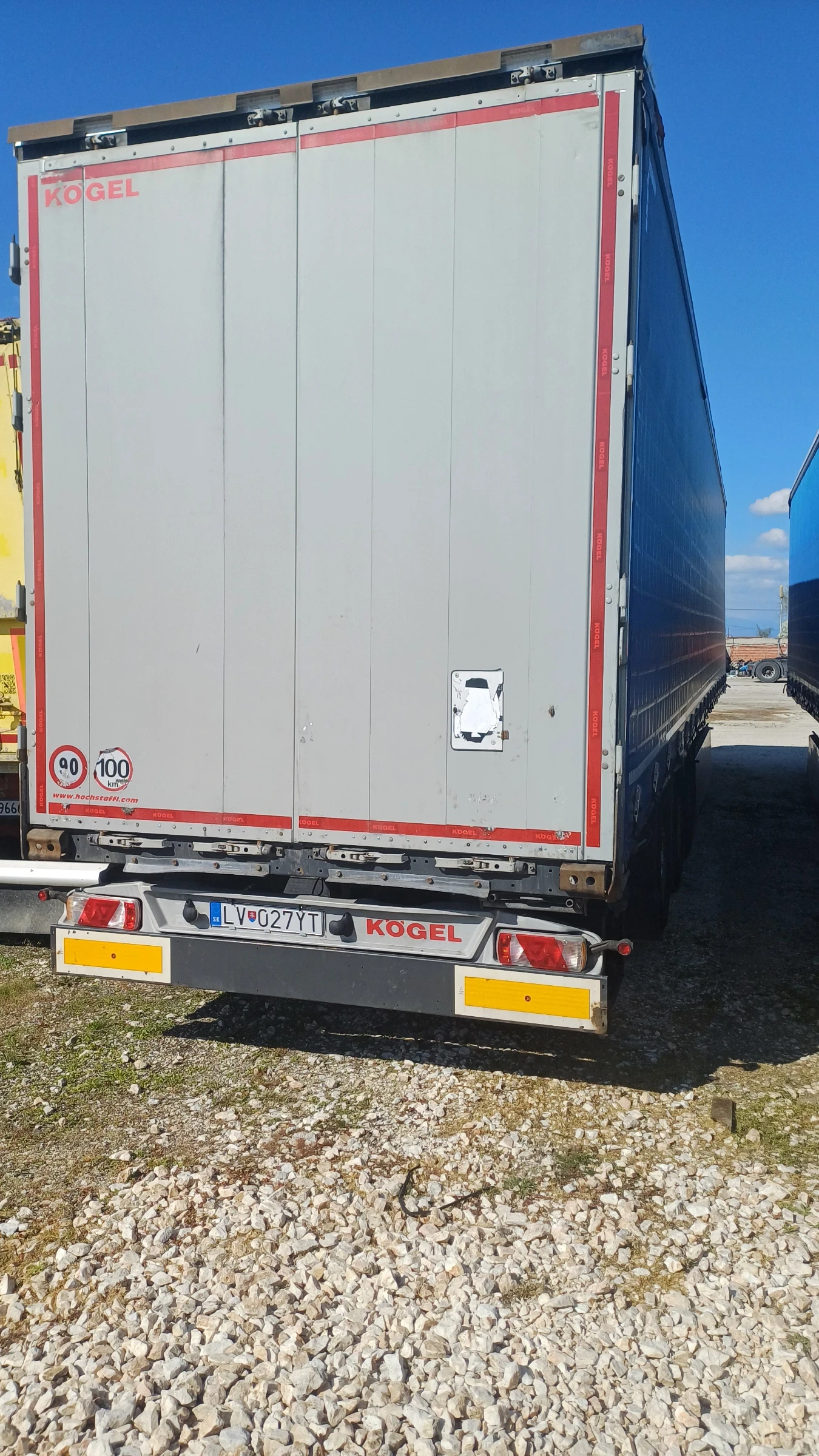 Полуремарке Koegel SN24 Стандартно 