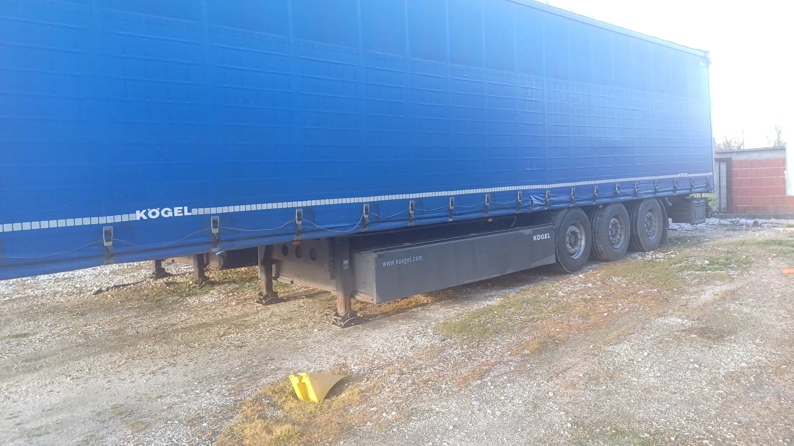 Полуремарке Koegel SN24 Стандартно 