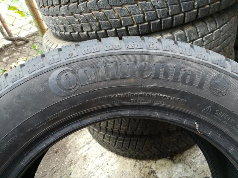 Гуми Зимни 205/60R16, снимка 3 - Гуми и джанти - 19551775