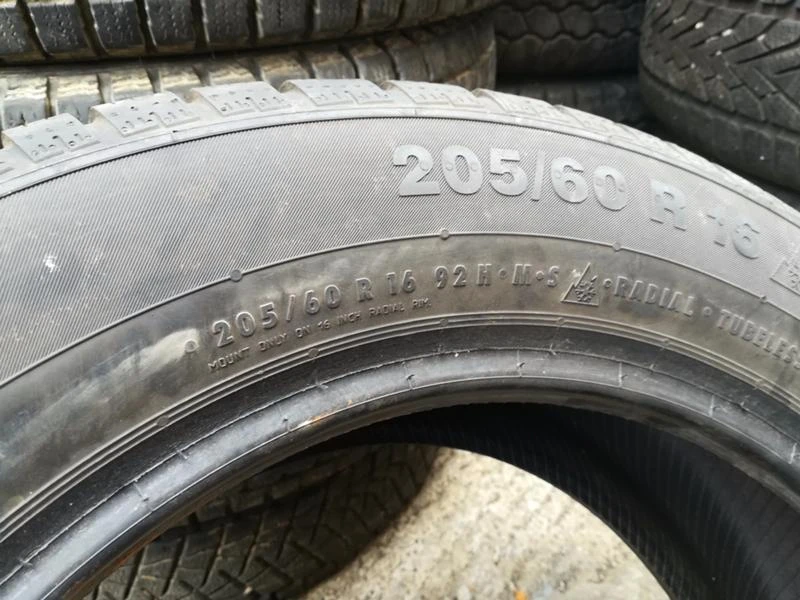 Гуми Зимни 205/60R16, снимка 5 - Гуми и джанти - 19551775