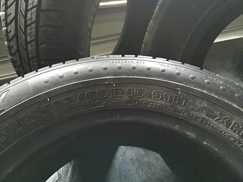 Гуми Летни 205/65R15, снимка 5 - Гуми и джанти - 22770591