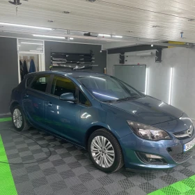 Opel Astra 1.4 TURBO COSMO FACE LIFT 140ps, снимка 2