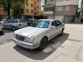 Mercedes-Benz E 200 CDI 102ps Aвтомат, снимка 3