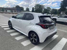 Toyota Yaris 1.5 CHIC EXTRA HEV, снимка 3