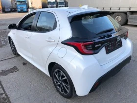 Toyota Yaris 1.5 Hybrid , снимка 7