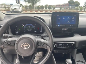 Toyota Yaris 1.5 CHIC EXTRA HEV - 23700 € / 46353.17 лв. - 27737463 5