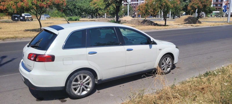 Fiat Croma Мултиджет, снимка 3 - Автомобили и джипове - 46936579