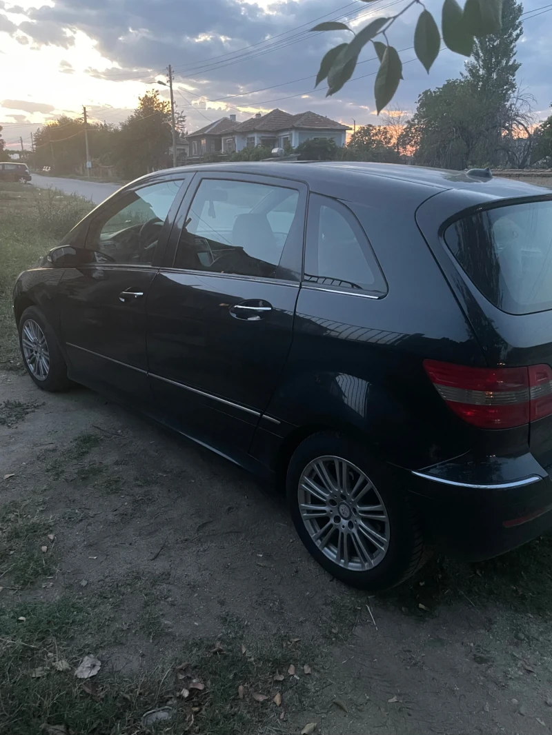 Mercedes-Benz B 200, снимка 3 - Автомобили и джипове - 47507661