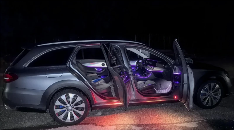 Mercedes-Benz E 220, снимка 10 - Автомобили и джипове - 52356143