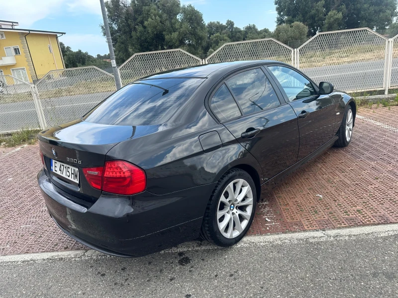 BMW 320, снимка 4 - Автомобили и джипове - 52462912