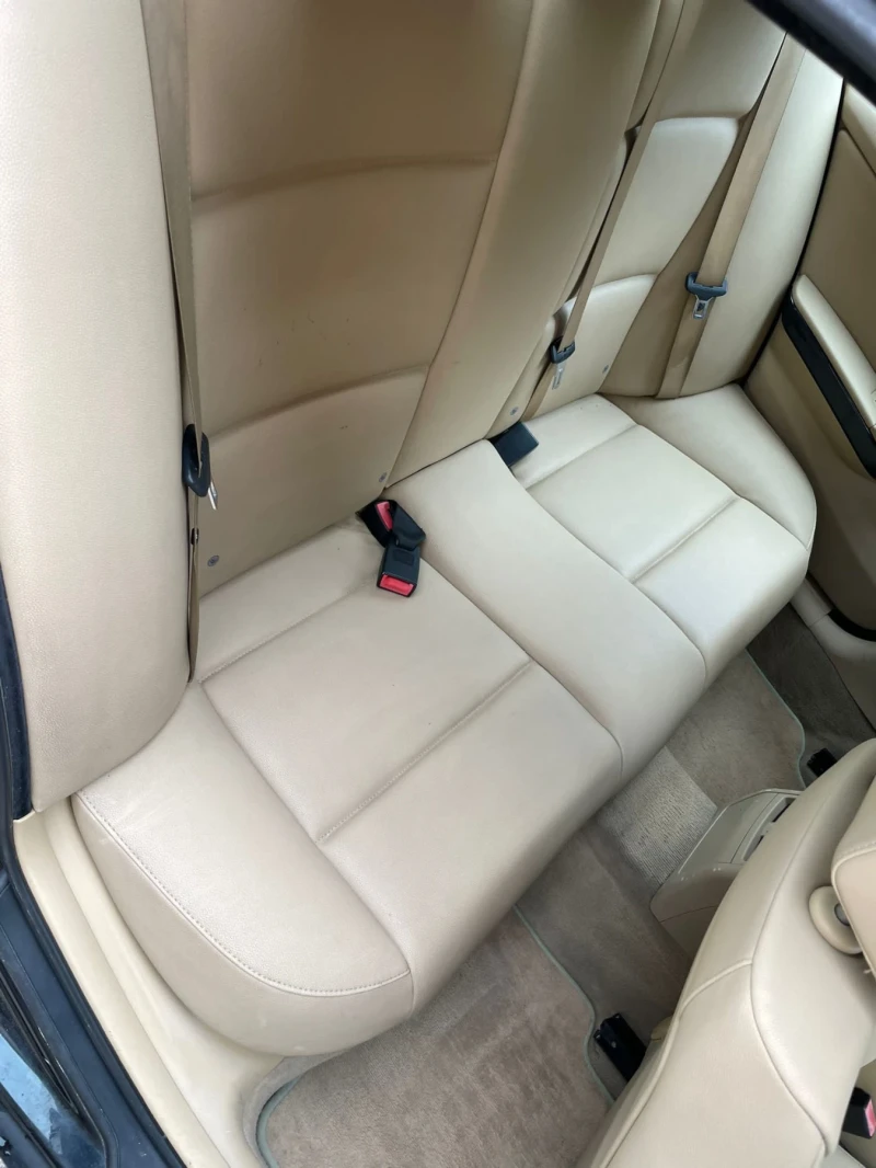 BMW 320, снимка 10 - Автомобили и джипове - 52462912