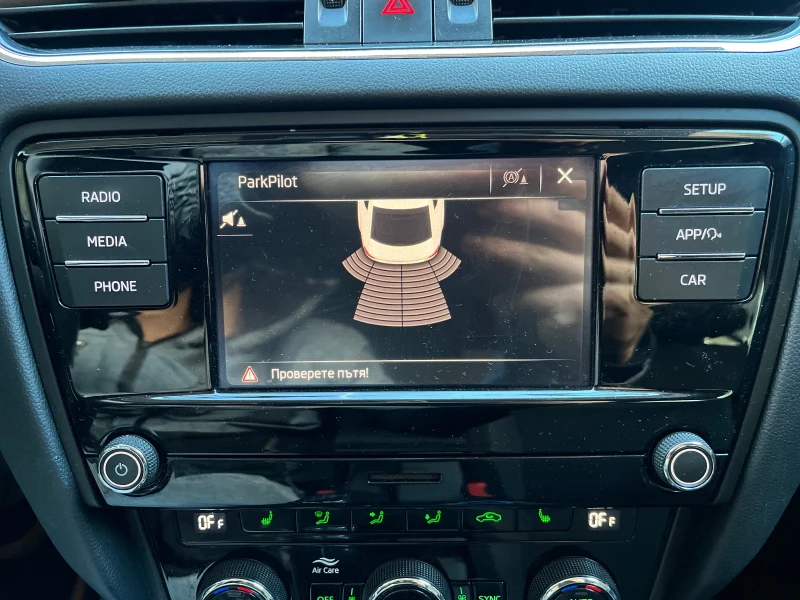 Skoda Octavia, снимка 15 - Автомобили и джипове - 52965915