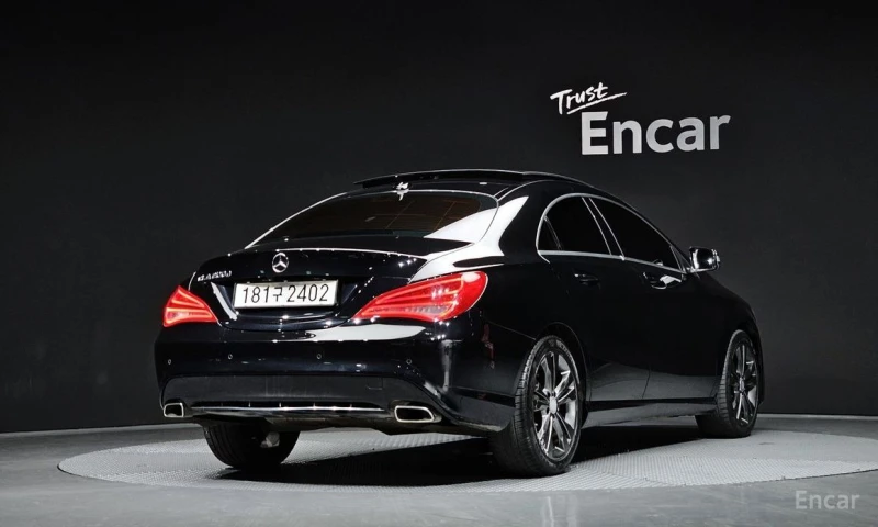 Mercedes-Benz CLA 200, снимка 2 - Автомобили и джипове - 53004960