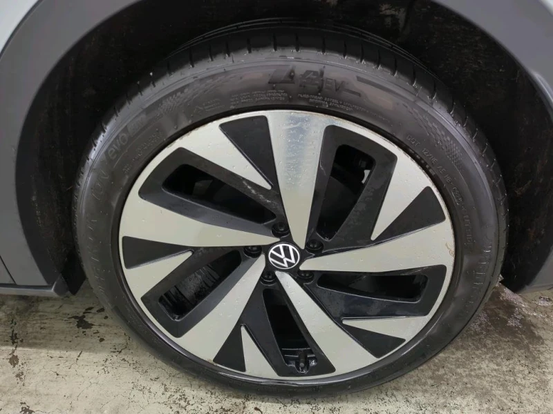VW ID.4, снимка 9 - Автомобили и джипове - 53052196