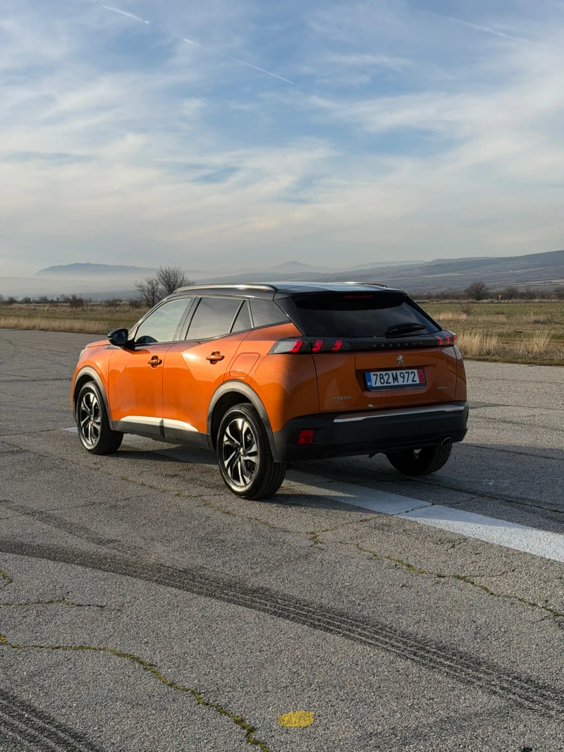 Peugeot 2008 GT Line Автомат Панорама Гаранция, снимка 4 - Автомобили и джипове - 53098977