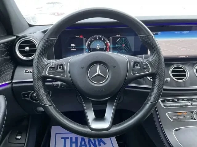 Mercedes-Benz E 400 / 4MATIC / AWD / Head-Up / 360  / Burmester /, снимка 16 - Автомобили и джипове - 53334853