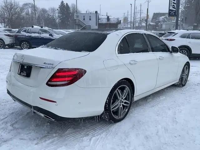 Mercedes-Benz E 400 / 4MATIC / AWD / Head-Up / 360  / Burmester /, снимка 7 - Автомобили и джипове - 53334853