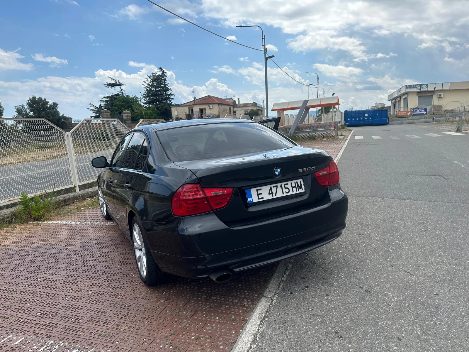 BMW 320, снимка 1