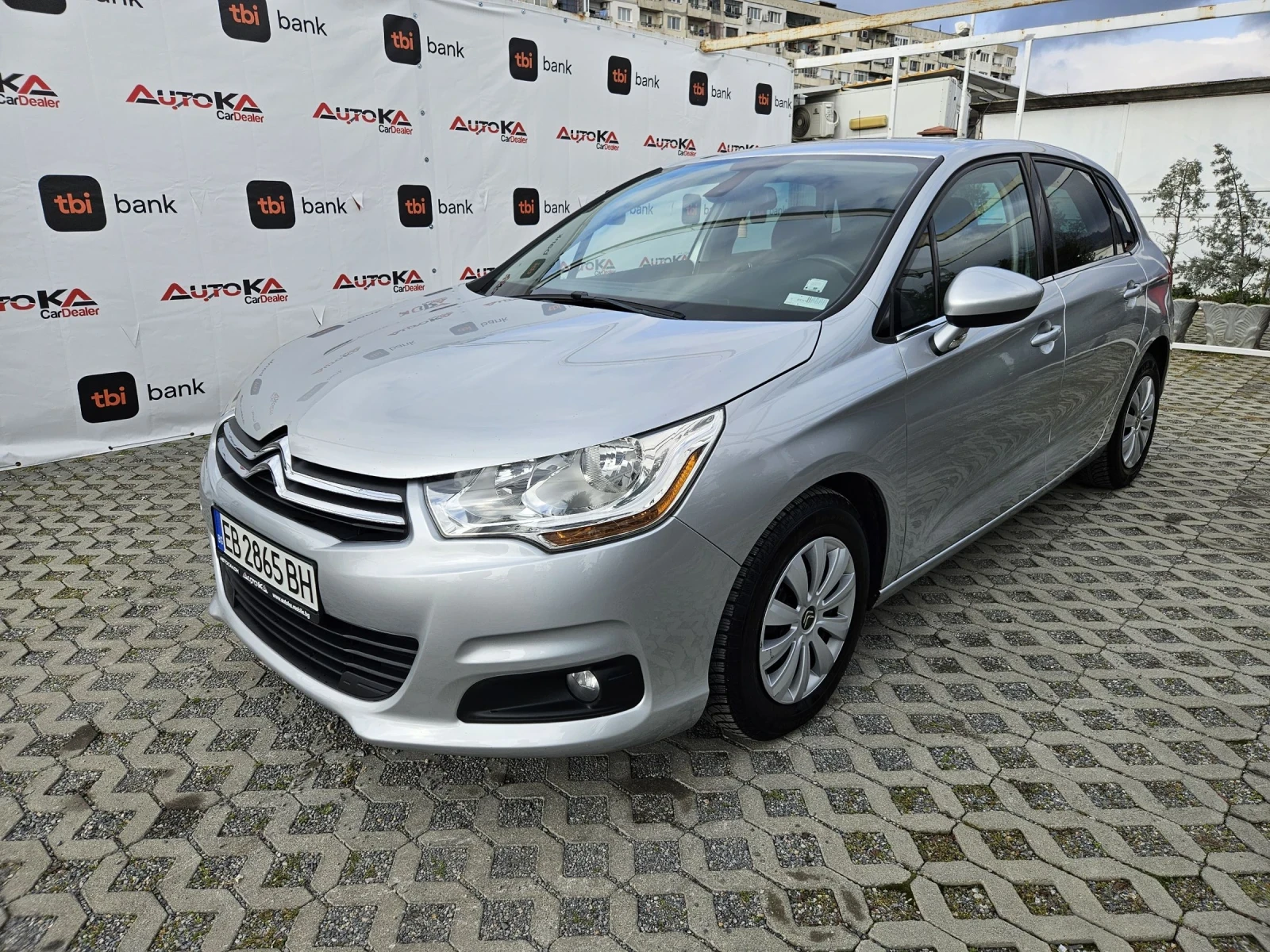 Citroen C4 1.6i-120кс= АВТОПИЛОТ= КЛИМАТРОНИК= СЕРВ. ИСТОРИЯ - изображение 6