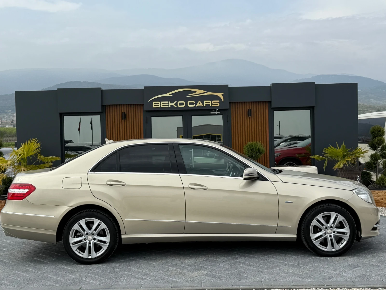 Mercedes-Benz E 350 Нов внос от Белгия! - изображение 4