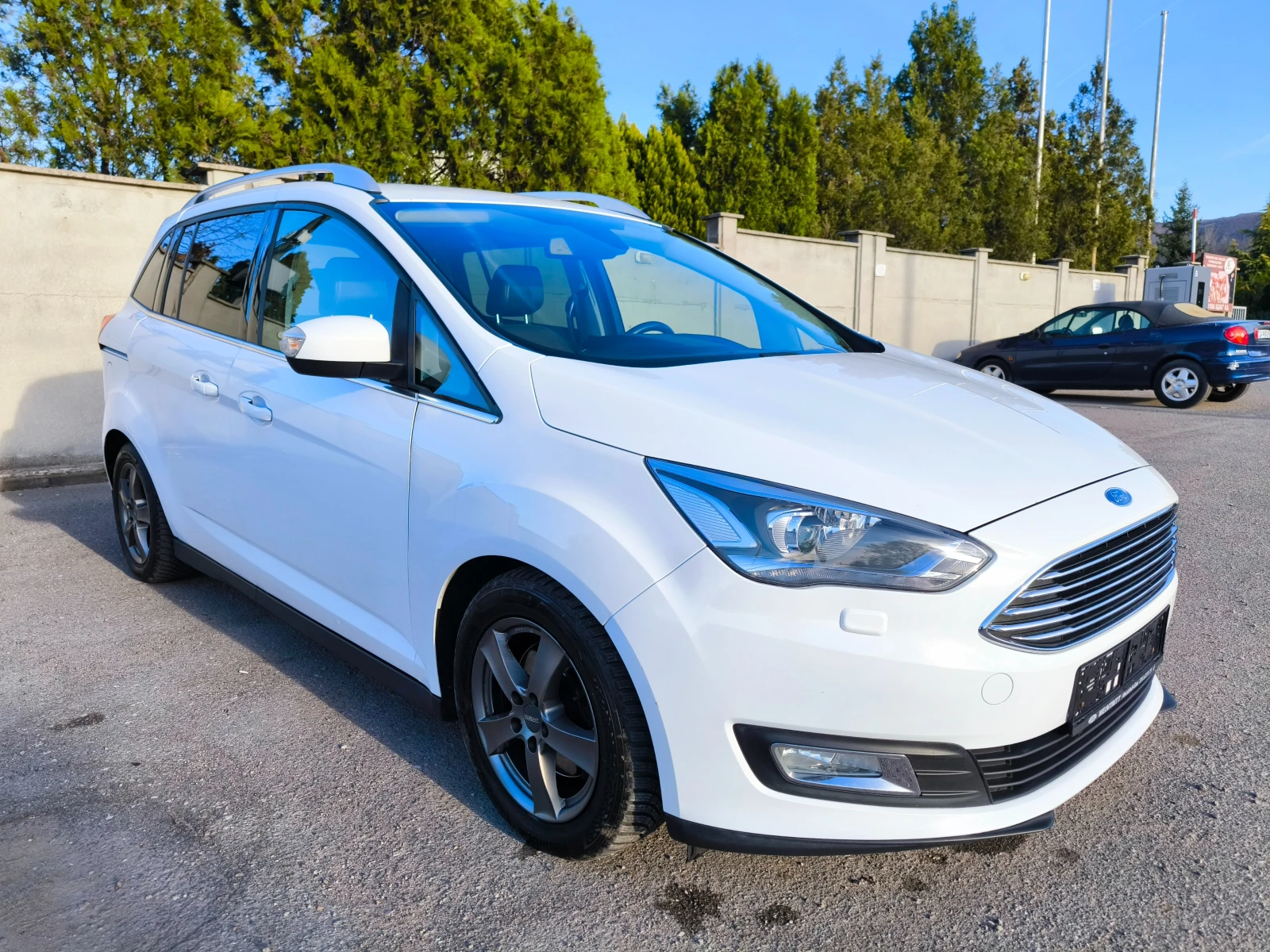 Ford Grand C-Max 2.0 TDCI 170 Titanium Automatic - изображение 2