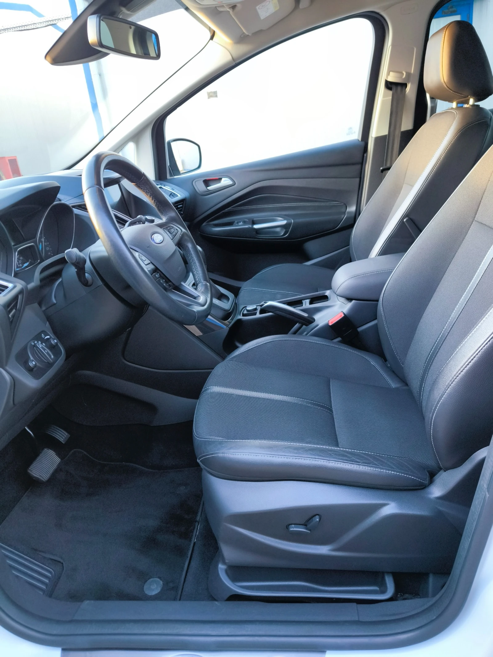 Ford Grand C-Max 2.0 TDCI 170 Titanium Automatic - изображение 8