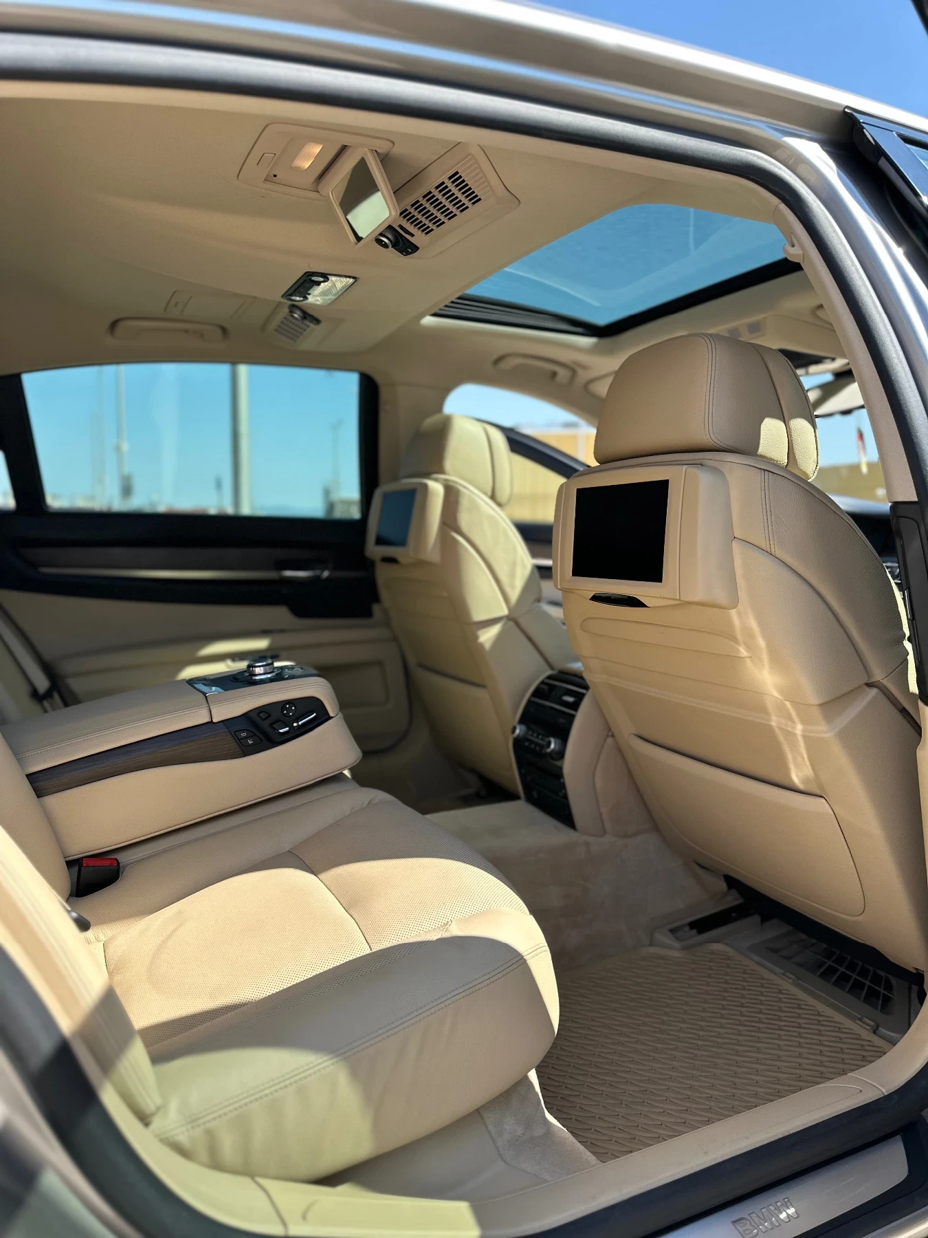 BMW 750 Li - изображение 10