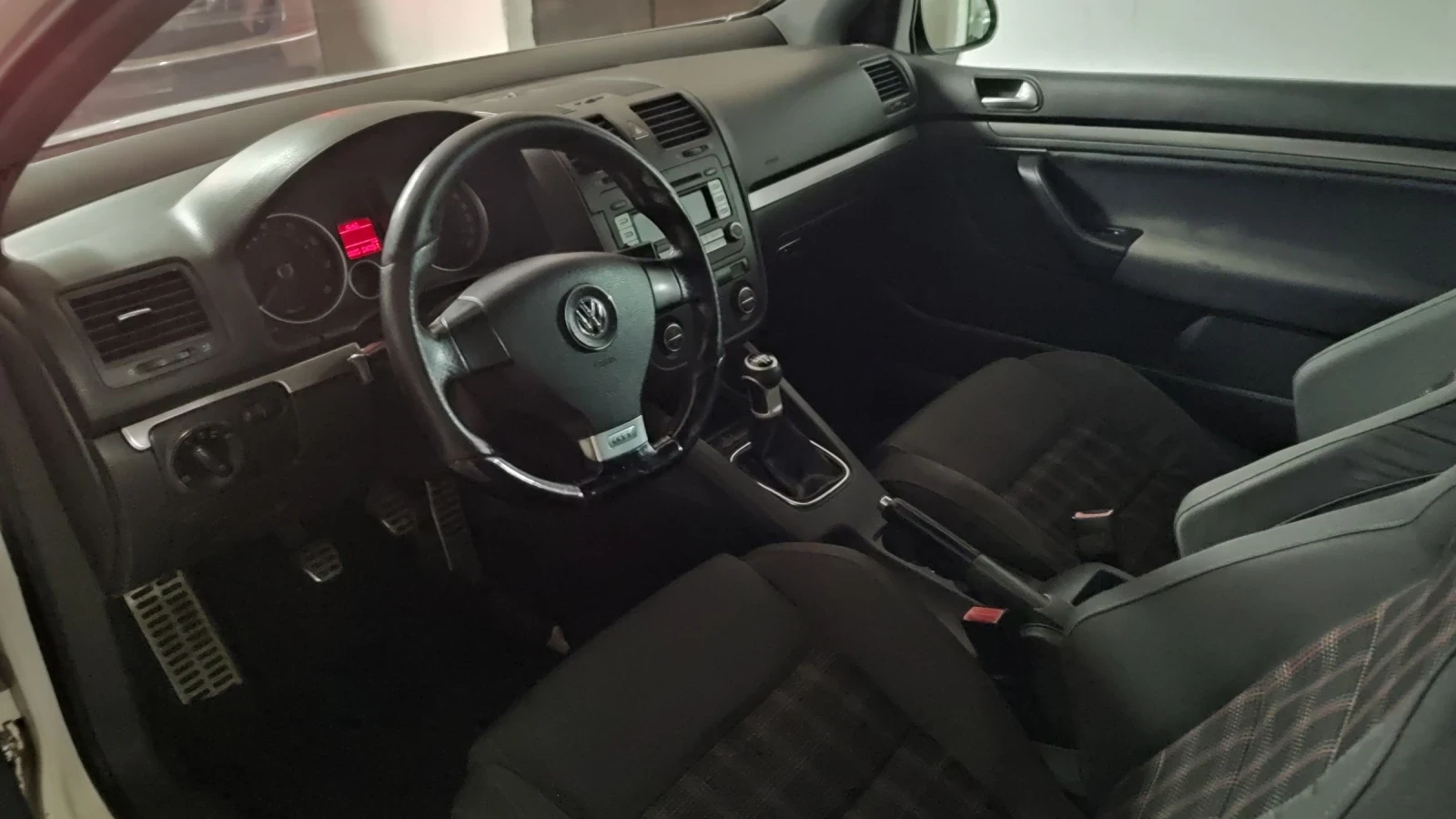 VW Golf  - изображение 9