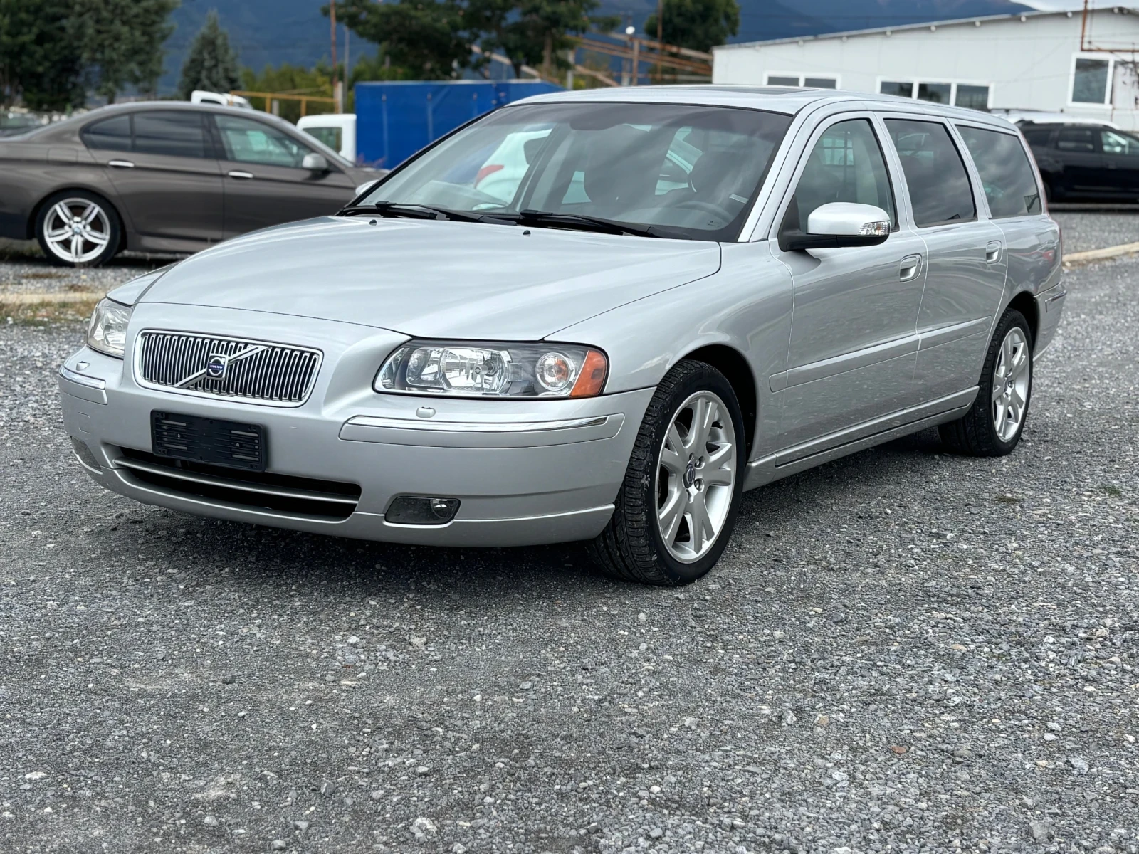 Volvo V70 2.5 D5 - изображение 2