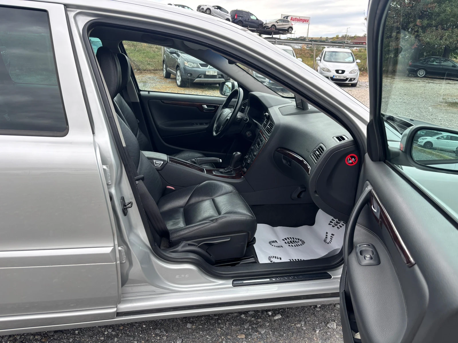 Volvo V70 2.5 D5 - изображение 8