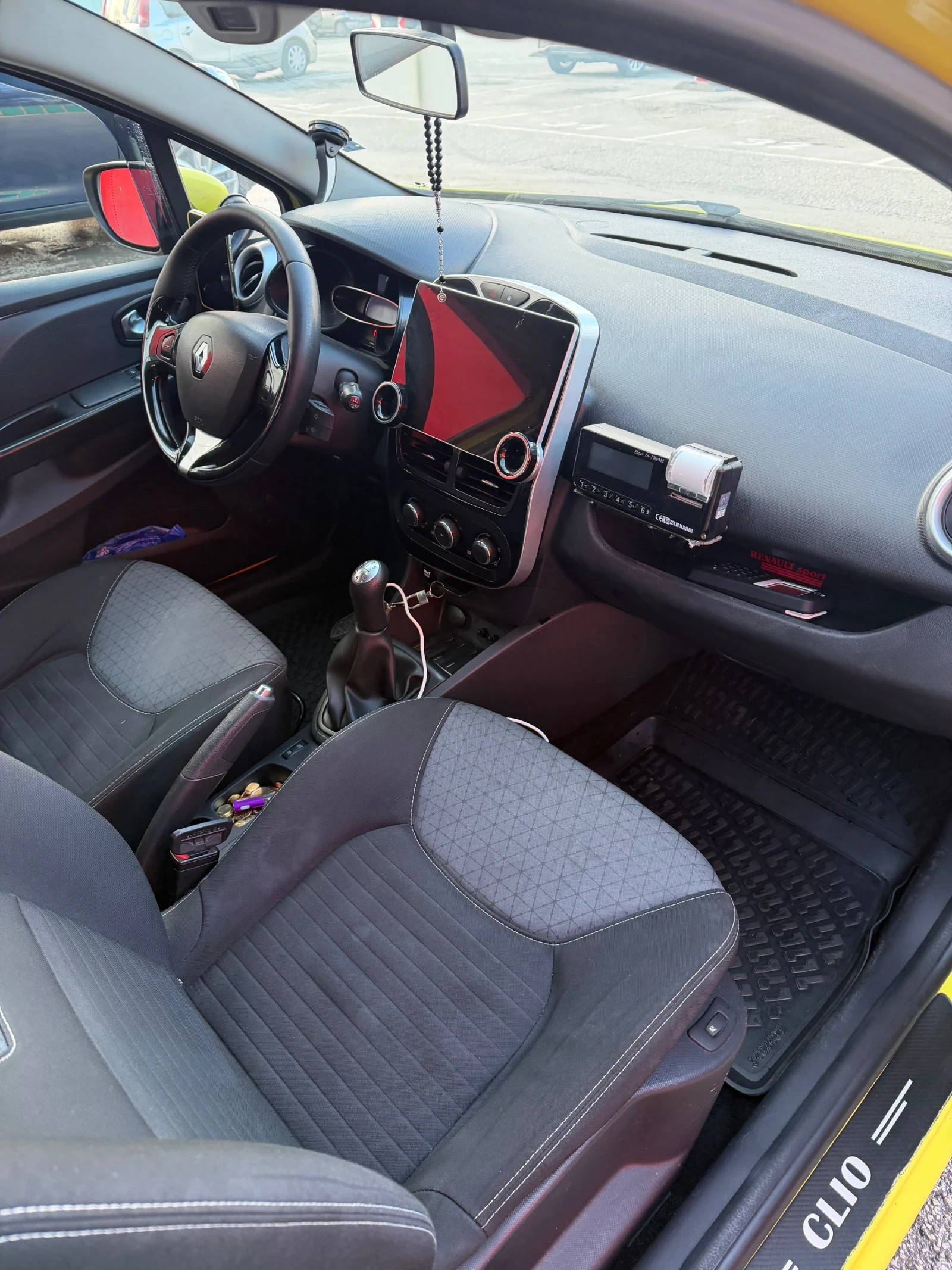 Renault Clio 1.5 dCi, снимка 7 - Автомобили и джипове - 53599974