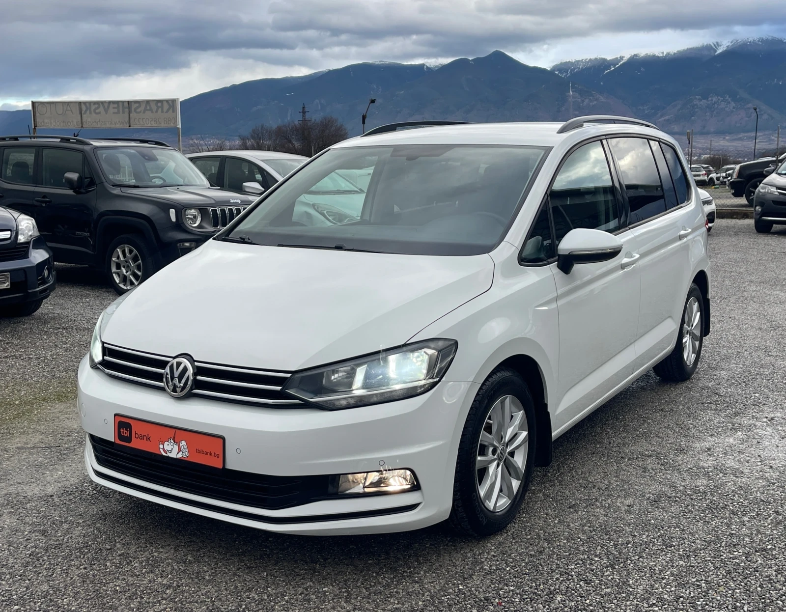 VW Touran  Executive Blue Motion ! 150kc!! 7местен!!! - изображение 2