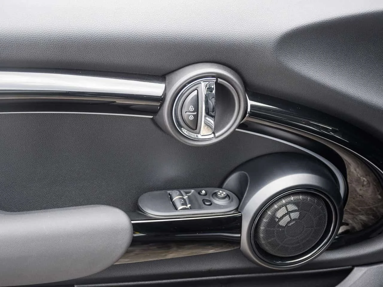 Mini Cooper * SE * CARFAX * ���� �� �� | Mobile.bg � ����������� 17