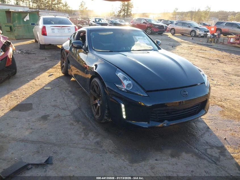 Nissan 370Z 3.7l 7-Speed Automatic/Base 6-Speed Manual/Nismo 6 - изображение 2