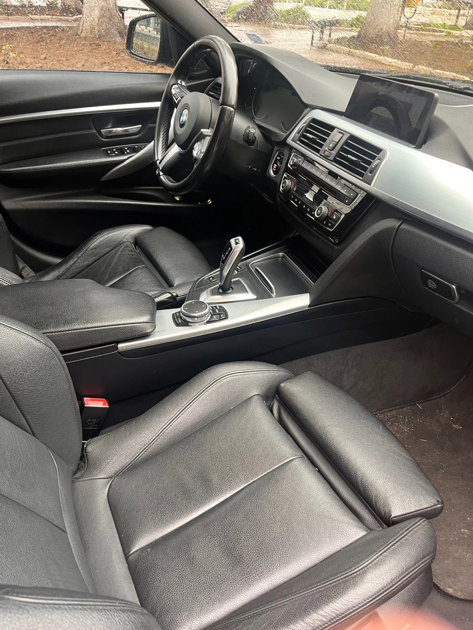 BMW 320 xDrive/ FACELIFT / дигитално табло / кейлес , снимка 9 - Автомобили и джипове - 53784127