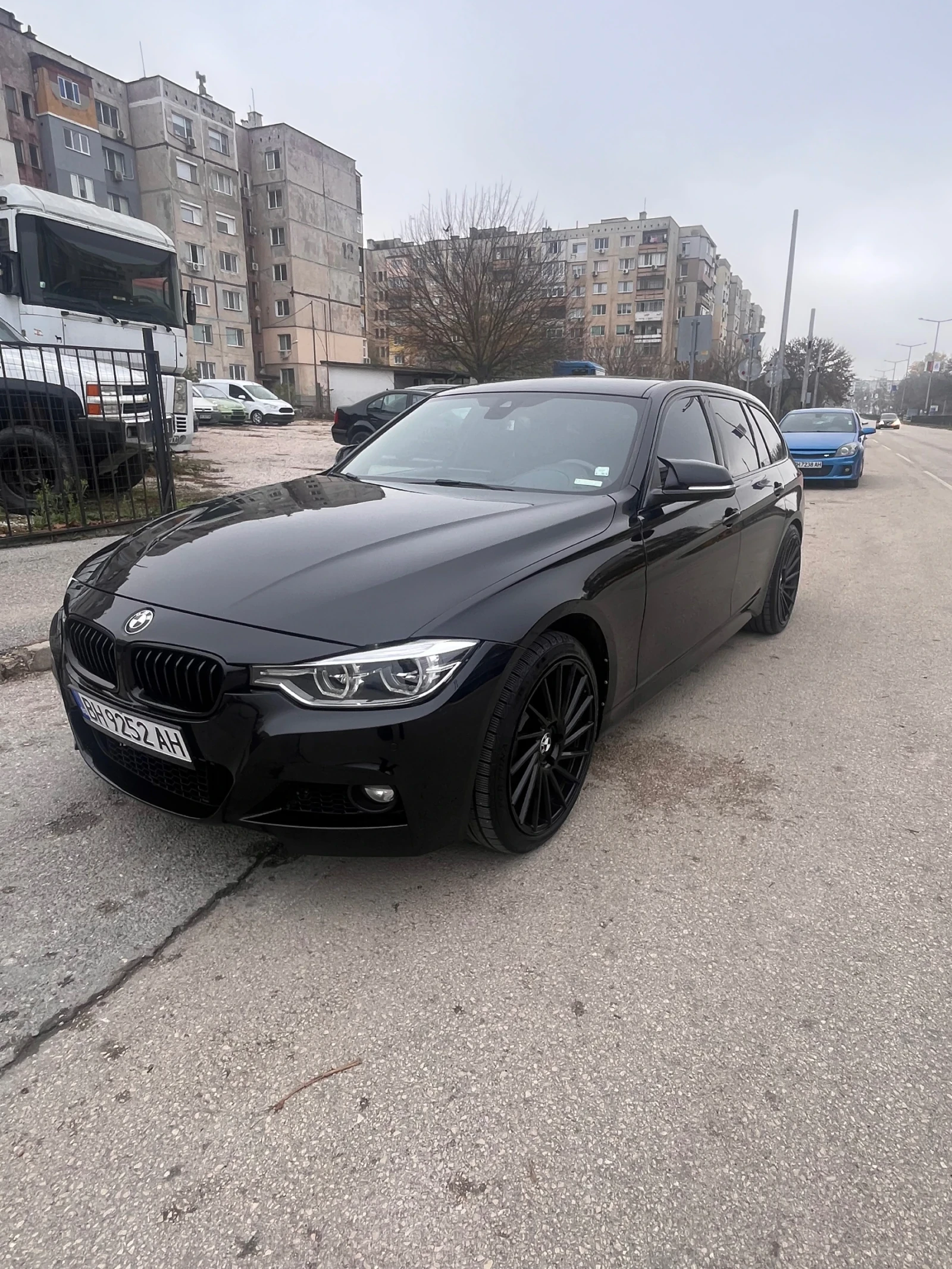 BMW 320 xDrive/ FACELIFT / дигитално табло / кейлес , снимка 2 - Автомобили и джипове - 53784127